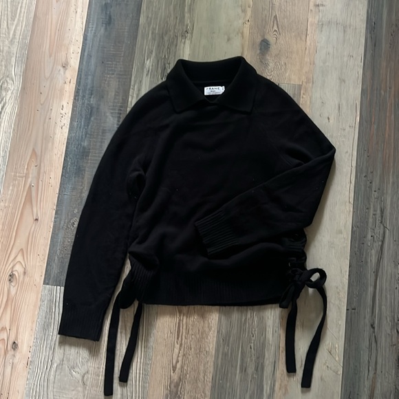 Frame Side Tie Sweater w/ Collar in Black Cashmere Size: Large (L) - Picture 9 of 16